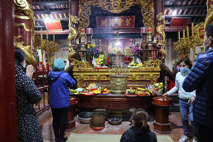 Để phục vụ du khách tham quan, Huyện ủy Mỹ Đức đã có văn bản xin ý kiến Thành phố Hà Nội về việc mở cửa tổ chức phục vụ đón khách về tham quan di tích quốc gia đặc biệt quần thể Hương Sơn (chùa Hương).
