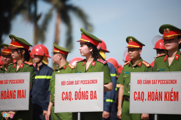Hội thi năm nay có 37 đội tham gia dự thi từ các đội PCCC&CNCH của công an các quận, huyện thị xã và các đội của phòng PC07 Công an Hà Nội.