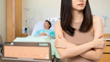 Từ chối hiến gan cứu chồng, người vợ bị kiện ra tòa