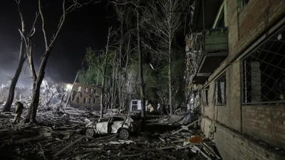 Tên lửa Iskander Nga quét sạch bãi tập Ukraine trong một đêm