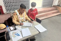 Chiếc xe máy kỳ quái gây xôn xao mạng xã hội, CSGT vào cuộc