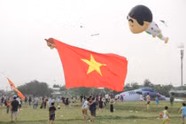 Rợp trời những cánh diều gây "thương nhớ" ở TP HCM 