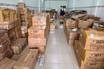 Triệt phá “đại công xưởng” sản xuất mỹ phẩm giả gắn mác ngoại nhập