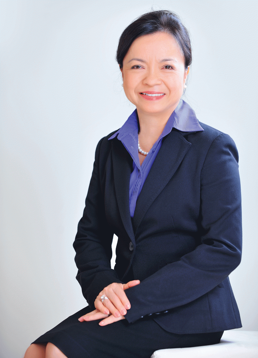 Theo tài liệu phục vụ đại hội cổ đông năm 2013 của công ty cổ phần Cơ điện lạnh (REE), lương của Tổng giám đốc Nguyễn Thị Mai Thanh năm 2012 là 100 triệu đồng/tháng, tương đương 1,2 tỷ đồng/năm. Ngoài ra, bà Mai Thanh và các thành viên trong ban điều hành của REE còn được nhận thưởng hơn 19,4 tỷ đồng, tương đương 30% lợi nhuận sau thuế vượt kế hoạch. Có thể nói, nữ đại gia Việt Mai Thanh là mẫu phụ nữ cấp tiến, luôn chấp nhận đi tiên phong để được thử thách và thay đổi bản thân. Ảnh: Forbes VN.