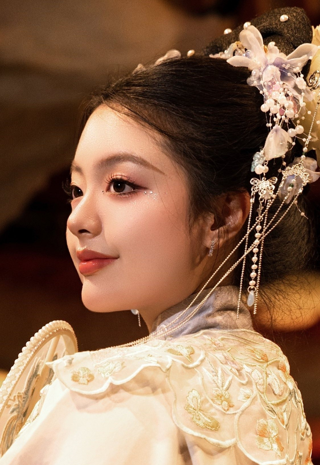 Sao nhí Bố ơi! Mình đi đâu thế năm nay 17 tuổi, là thiếu nữ xinh đẹp. Một số khán giả nhận xét Suti có nhiều nét giống diễn viên Hàn Quốc Kim Tae Hee. Ảnh: FB Thuý Hạnh.