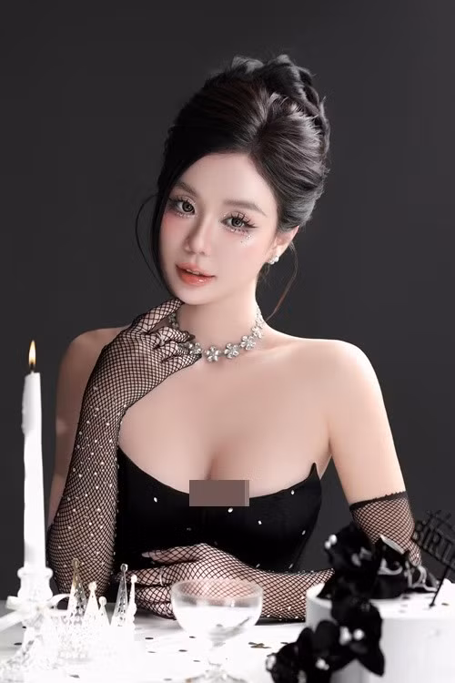 Vóc dáng của Bảo Ngọc thon gọn như chưa từng sinh nở. Ảnh: FB Bảo Ngọc.