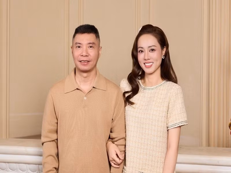 Ngọc Hà từng chia sẻ video Công Lý chăm chỉ tập luyện trên máy xe đạp tại nhà. Ảnh: FB Ngọc Hà.