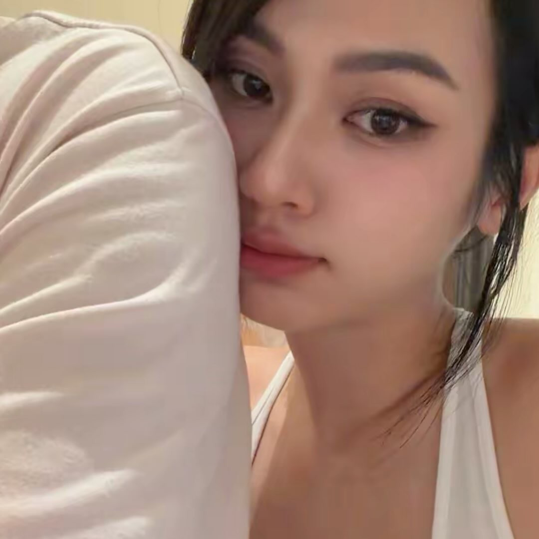 Vũ Thúy Quỳnh từng đáp trả khi bị antifan nói "cặp kè" Đức Phạm. Ảnh: Instagram Vũ Thúy Quỳnh.