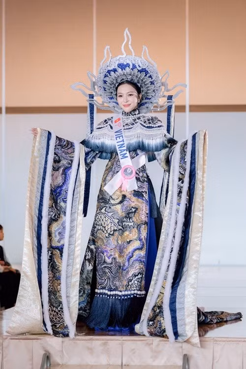Kiều Duy đã hoàn thành phần thi National Costume thuộc khuôn khổ Miss International 2025. Ảnh: FB Kiều Duy.