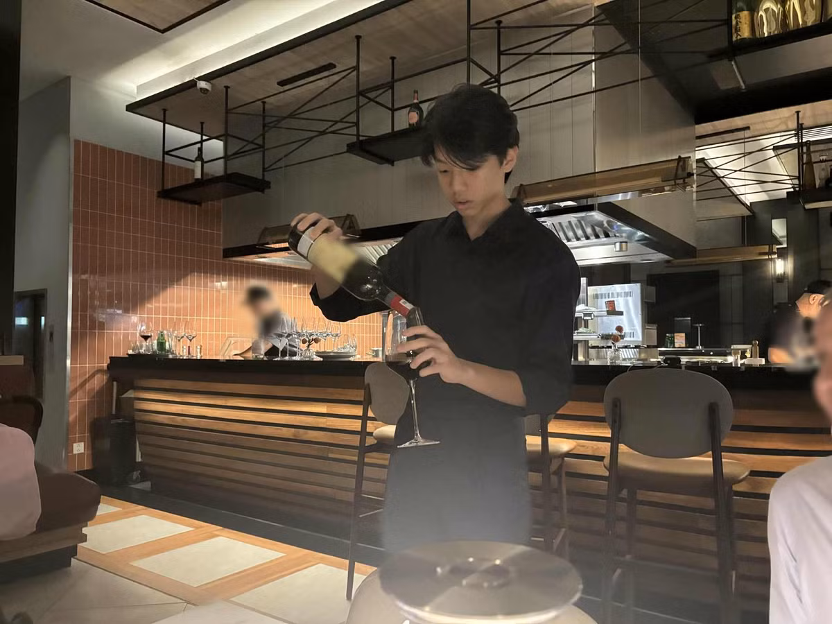 Theo Vietnamnet, Subeo cao gần 1m8 ở tuổi 15. Ảnh: FB Cường Đô la.