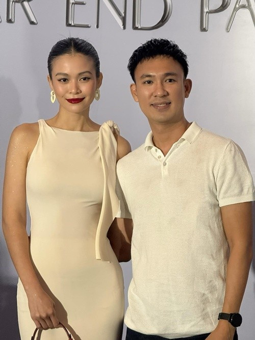 View - "Mỹ nhân da nâu" Mâu Thủy ngày càng gợi cảm, hạnh phúc | Báo Tri thức và Cuộc sống - TIN TỨC PHỔ BIẾN KIẾN THỨC 24H