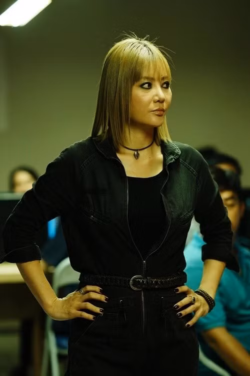 Trong cuộc phỏng vấn với Sài Gòn Giải Phóng Online, Thanh Hương chia sẻ, dù đã đóng máy, xả vai trong Thiên đường máu nhưng khi về lại nhà ở Hà Nội, cô vẫn nhớ đến vai diễn. Ảnh: Phụ Nữ Việt Nam.