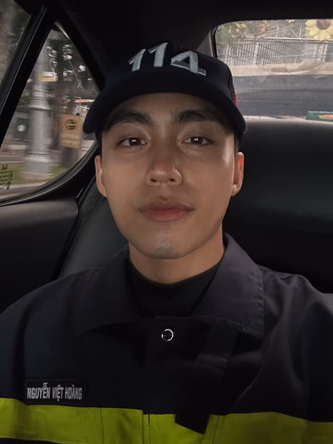 MONO đang tham gia chương trình truyền hình thực tế Chiến sĩ quả cảm. Ảnh: FB MONO.