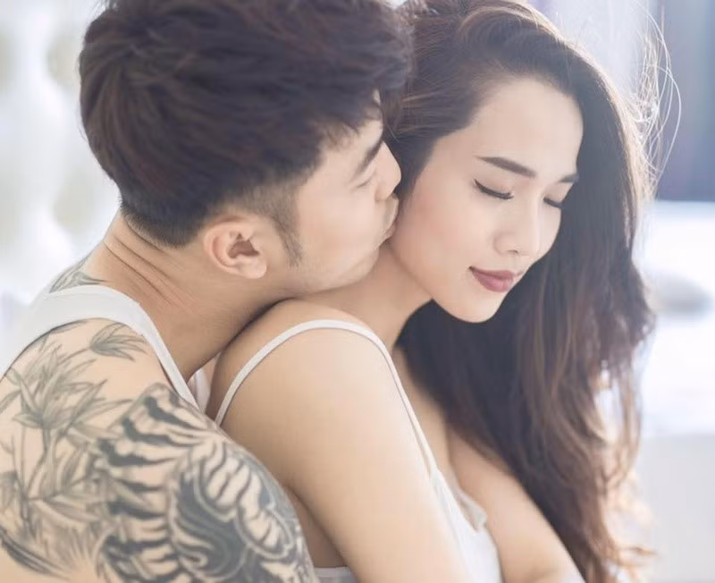 Ưng Hoàng Phúc kết hôn với người mẫu Kim Cương. Cặp đôi có hai con chung. Ngoài ra, Kim Cương còn một cậu con trai riêng. Ảnh: FB Kim Cương.