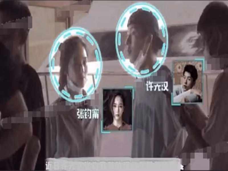 Cụ thể, tháng 6/2022, Hứa Quang Hán và Trương Quân Ninh bị chụp được khoảnh khắc đi ăn với nhau. Ảnh: Thương Hiệu và Pháp Luật.