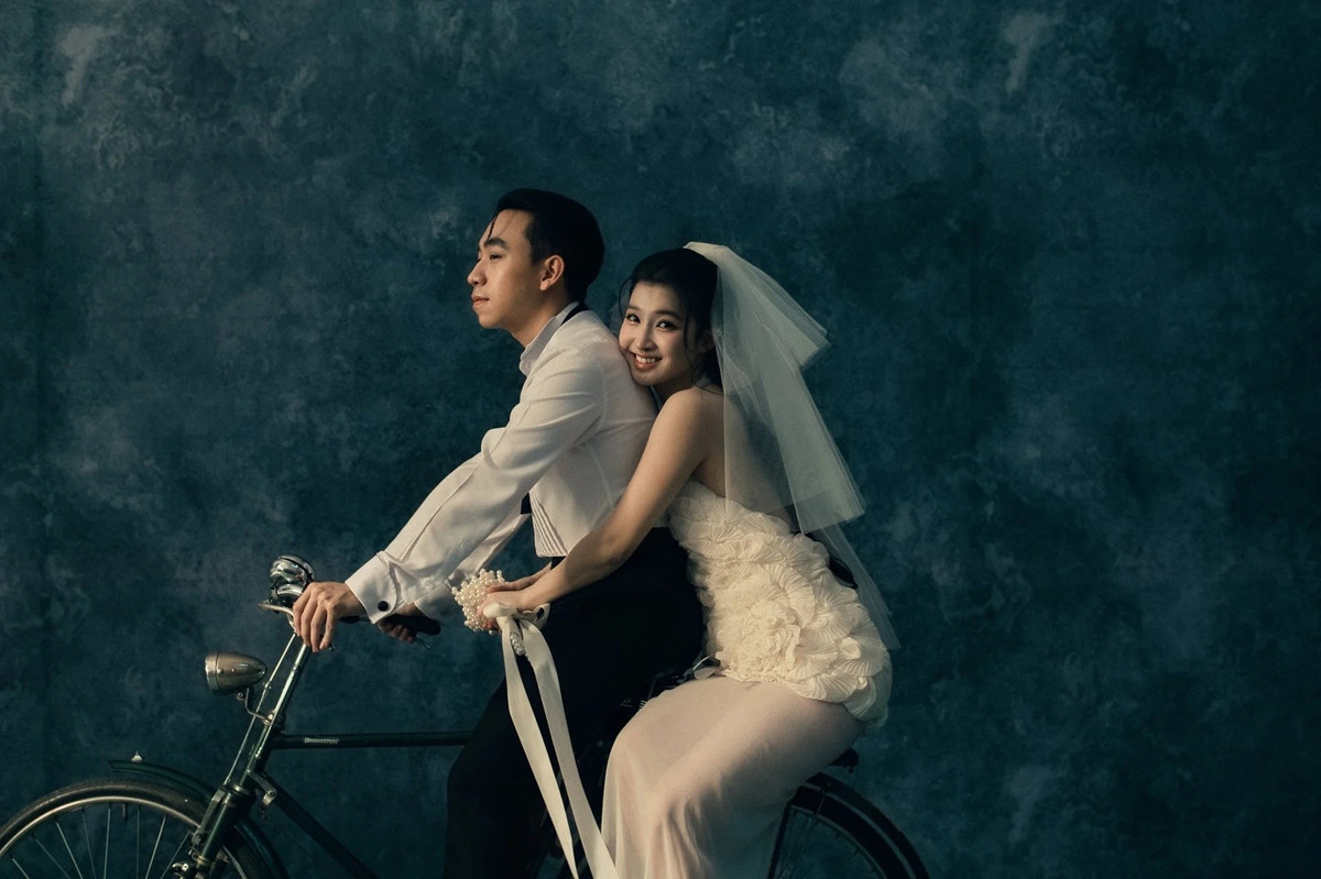 Theo Dân Việt, một studio mang tên Antiantiart cũng đăng tải loạt ảnh cưới của Phương Nhi. Ảnh: Antiantiart.