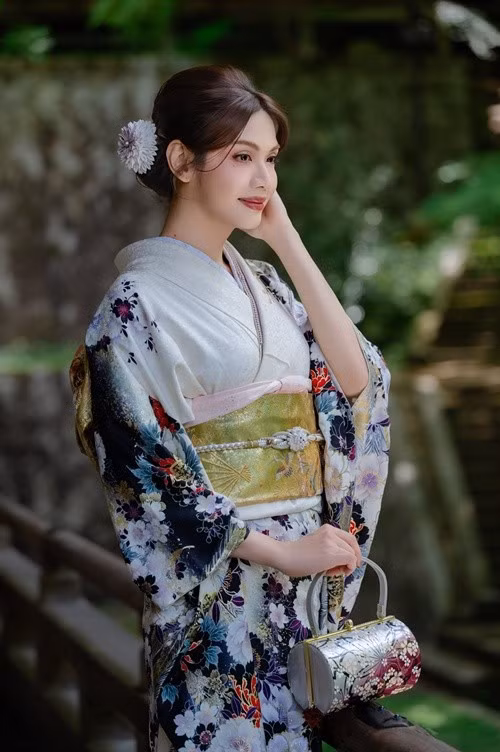 Khi rảnh rỗi, Luna Đào đi du lịch. Cách đây không lâu, cô nghỉ dưỡng ở Nhật Bản. Ảnh: FB Luna Đào.