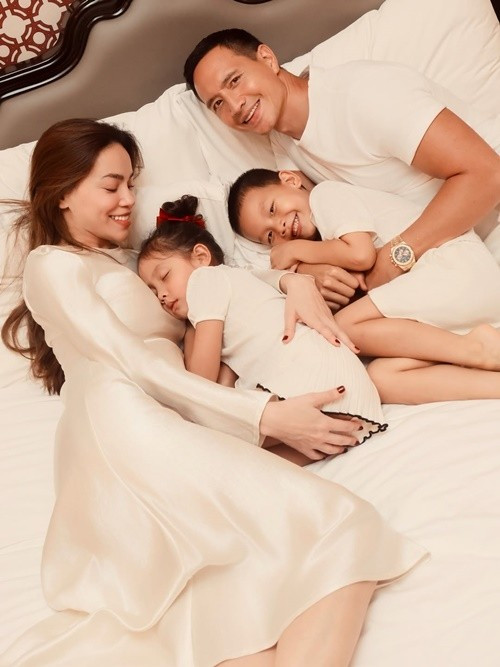 View - Hai nhóc tỳ nhà Hà Hồ mừng tuổi mới, ủng hộ 100 triệu cho bà con miền Trung | Báo Tri thức và Cuộc sống - TIN TỨC PHỔ BIẾN KIẾN THỨC 24H