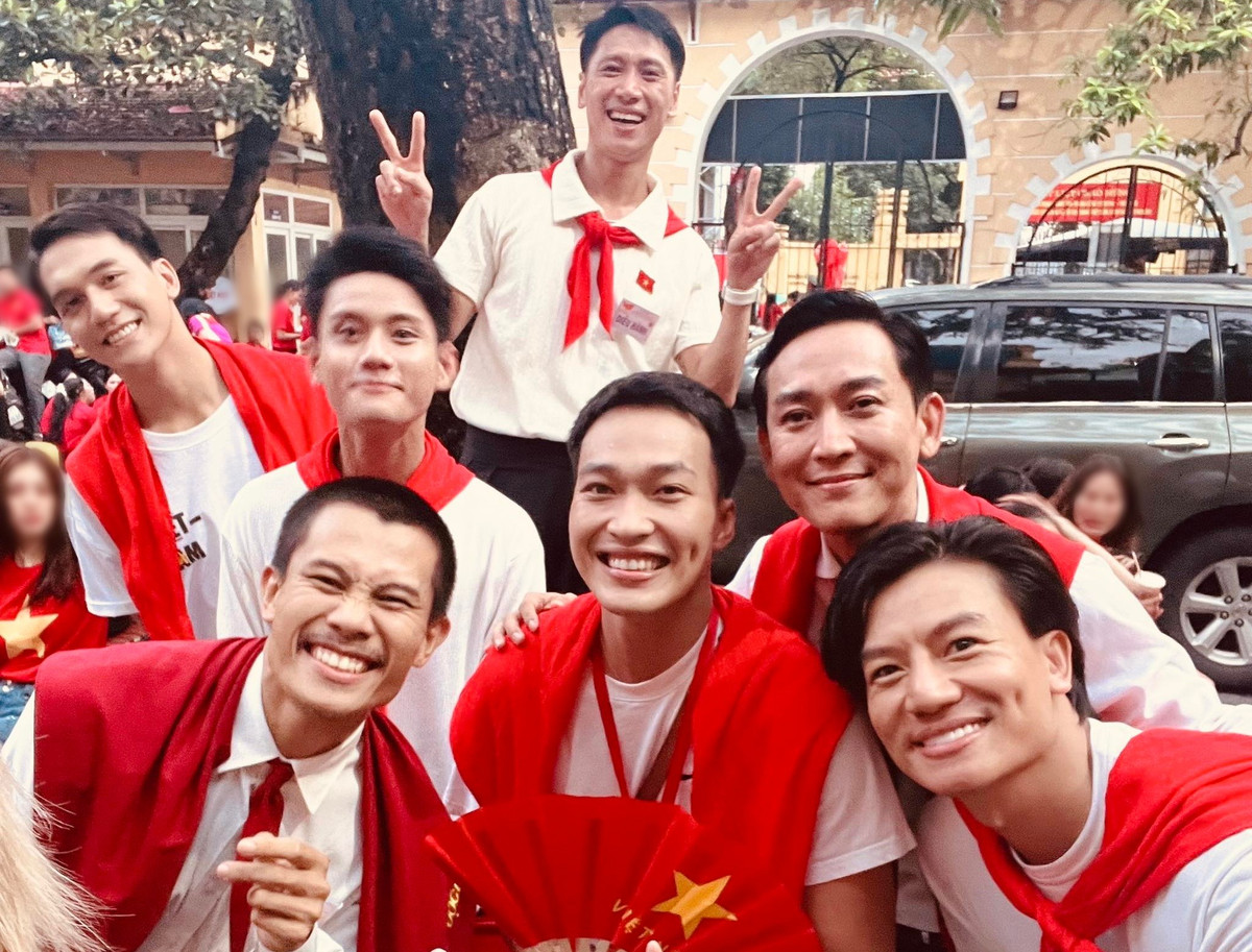 Các nam diễn viên gây chú ý khi góp mặt trong phim điện ảnh Mưa đỏ đang ra rạp. Ảnh: FB Lâm Thanh Nhã.