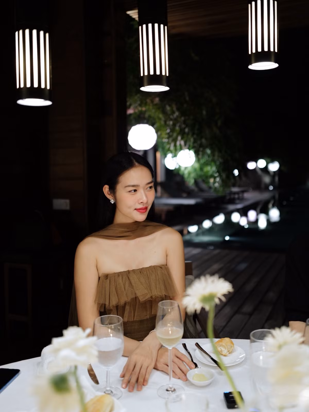 Chính sự đa dạng và tư duy thẩm mỹ ổn định đã giúp Diệp Bảo Ngọc xây dựng thành công hình ảnh một nghệ sĩ có gu thời trang "đẹp miễn chê" trong mắt người hâm mộ.