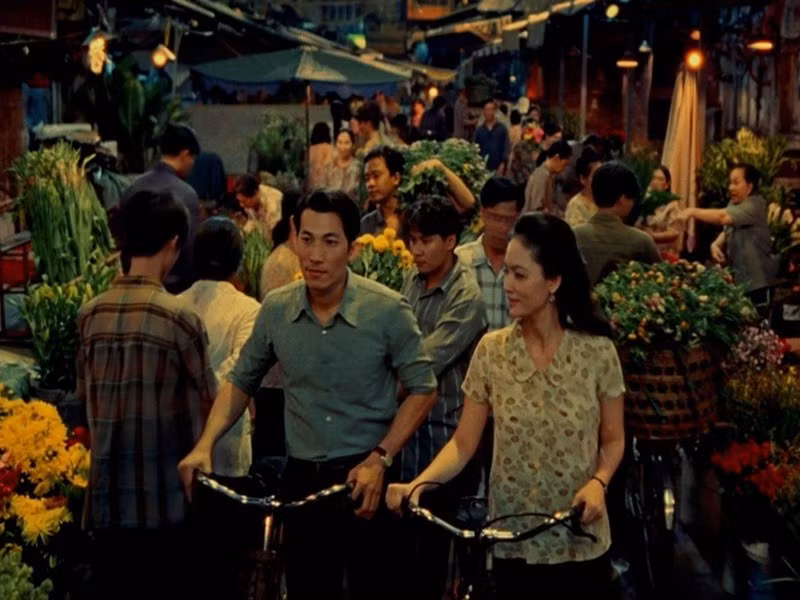 Trong phim Quán Kỳ Nam ra rạp năm 2025, Hải Yến đóng vai Kỳ Nam - một phụ nữ lớn tuổi, sống bằng nghề nấu ăn cho người dân trong cư xá. Ảnh: Tiền Phong.