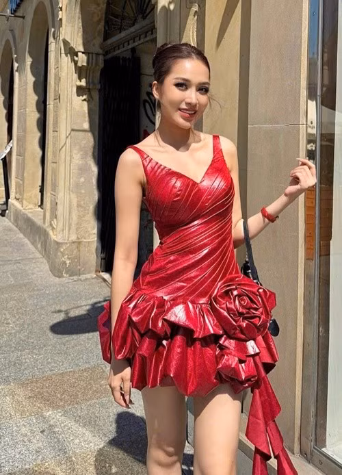 Hoa hậu Siêu quốc gia 2025 có 66 thí sinh tham gia. Harashta Haifa Zahra đến từ Indonesia sẽ trao vương miện cho người kế nhiệm trong chung kết diễn ra ngày 27/6 tại Ba Lan. Ảnh: FB Kỳ Duyên.