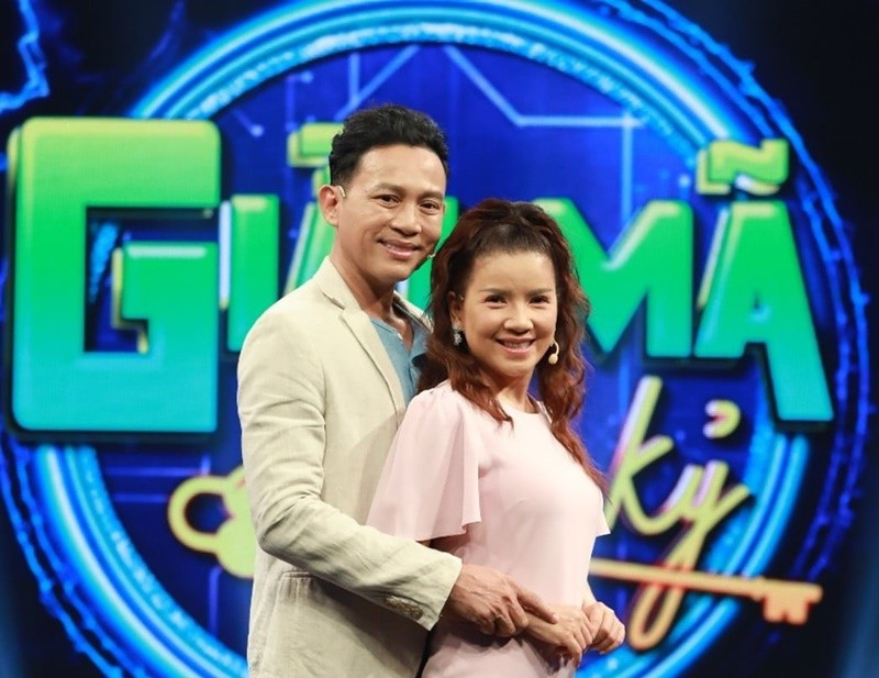 Nam diễn viên khuyên Ngọc Trinh bay về ngay, mọi thủ tục anh sẽ lo hết. Ảnh: Dân Việt.