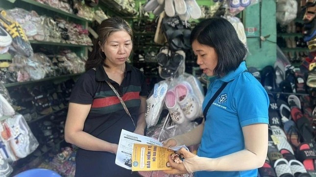 Từ ngày 1/7, chủ hộ kinh doanh sẽ thuộc đối tượng tham gia BHXH bắt buộc. Ảnh minh họa.