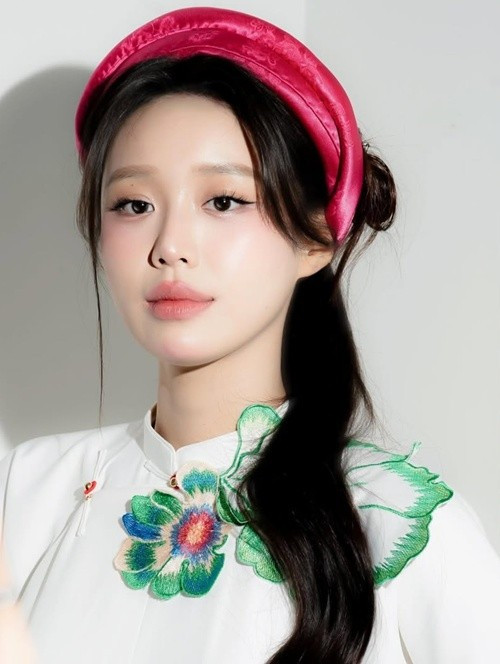 Han Sara chia sẻ trong cuộc phỏng vấn với Saostar, cô thường ăn Tết ở cả 2 đất nước, Việt Nam và Hàn Quốc. Ảnh: Instagram Han Sara.