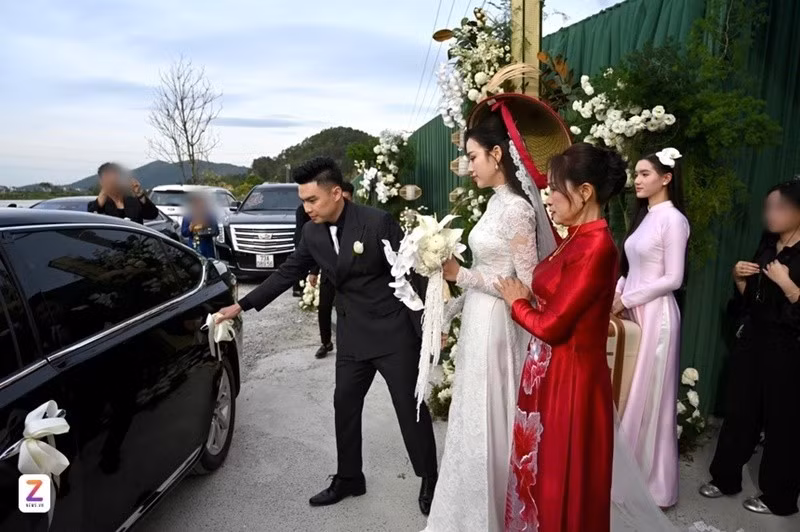 Theo Znews, trước đó, vợ chồng Đỗ Thị Hà có 6 ngày tới các địa danh nổi tiếng ở Pháp, Italy và Thụy Sĩ để chụp ảnh cưới. Ảnh: Znews.