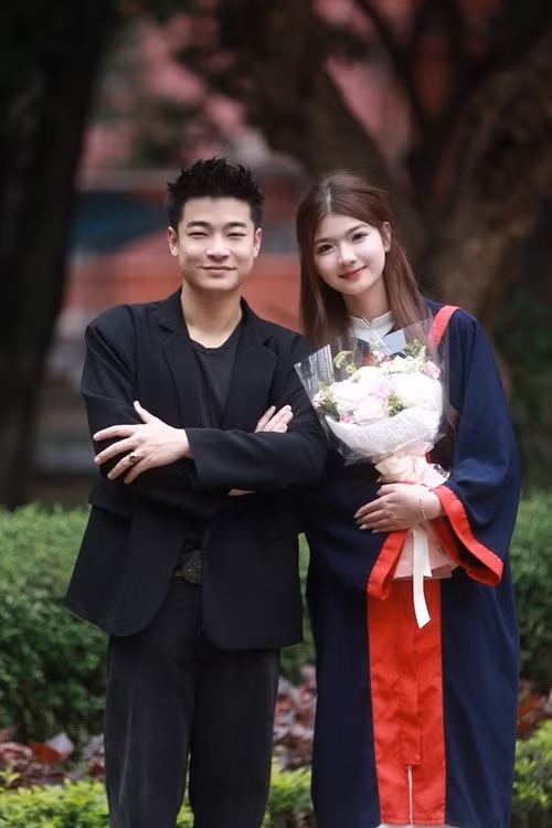 Võ Hương Anh không thường xuyên sử dụng mạng xã hội. Ảnh: FB Lan Anh.