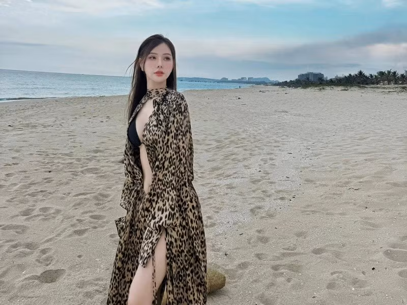 Nhiều người khen ngợi dáng vóc, gương mặt của nữ ca sĩ đẹp như các mỹ nhân Hàn Quốc. Ảnh: FB Thu Thủy.