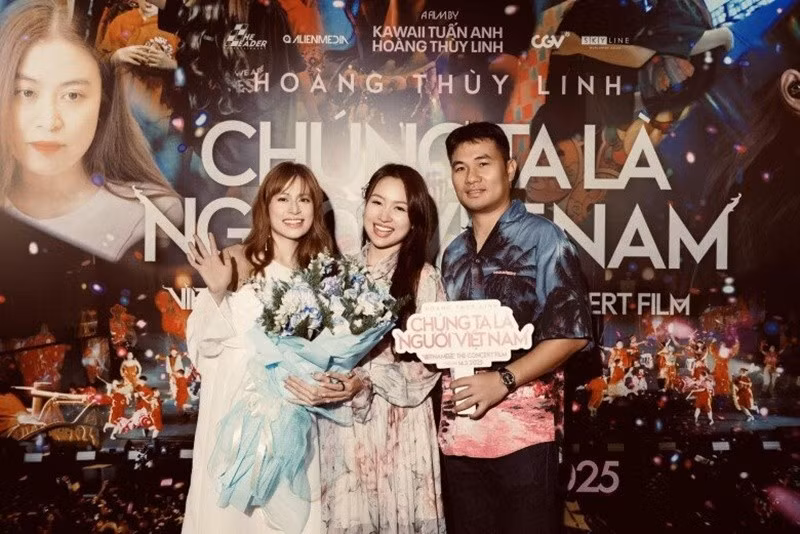 Theo Đời Sống Gia Đình, sau khi xem bộ phim tài liệu của Hoàng Thùy Linh vào đầu năm 2025, Vân Hugo khen ngợi đàn em đã cố gắng không ngừng nghỉ, xứng đáng hưởng trái ngọt sau bao tháng ngày tâm huyết. Ảnh: Đời Sống Gia Đình.