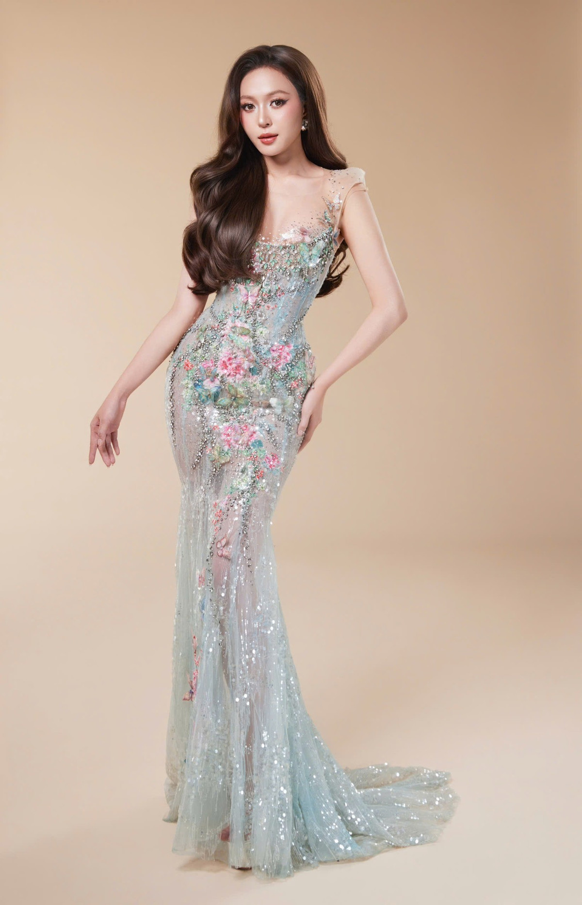 View - Phong cách thời trang đối lập giữa Hương Giang - Kiều Duy | Báo Tri thức và Cuộc sống - TIN TỨC PHỔ BIẾN KIẾN THỨC 24H