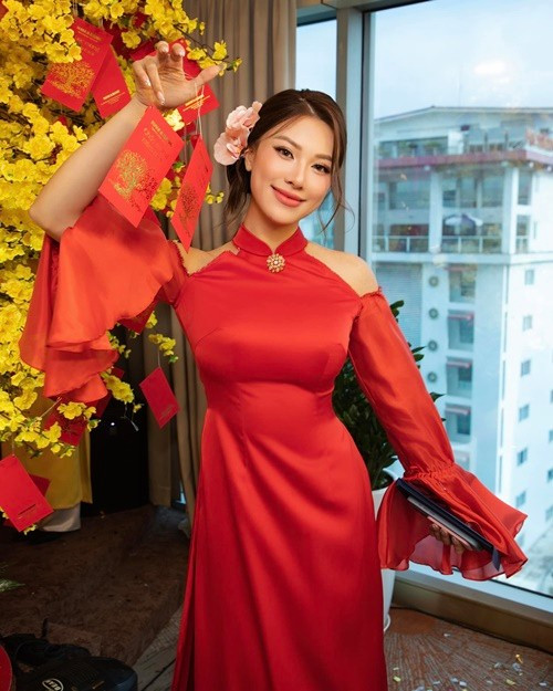 Á hậu 1 Hoa hậu Hoàn vũ Việt Nam 2019 đang sống trong căn hộ 10 tỷ ở TP HCM. Ảnh: FB Kim Duyên.