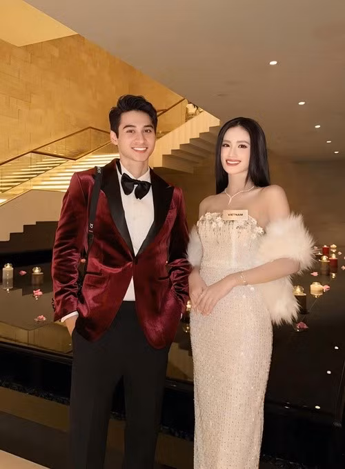 Sang Ấn Độ làm giám khảo Miss World 2025, Tuấn Ngọc hội ngộ Ý Nhi. Ảnh: FB Tuấn Ngọc.