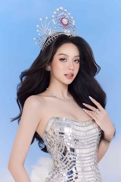 Thanh Thủy đăng quang Hoa hậu Việt Nam cách đây 3 năm. Người đẹp còn giành vương miện Miss International 2024. Ảnh: FB Thanh Thủy.