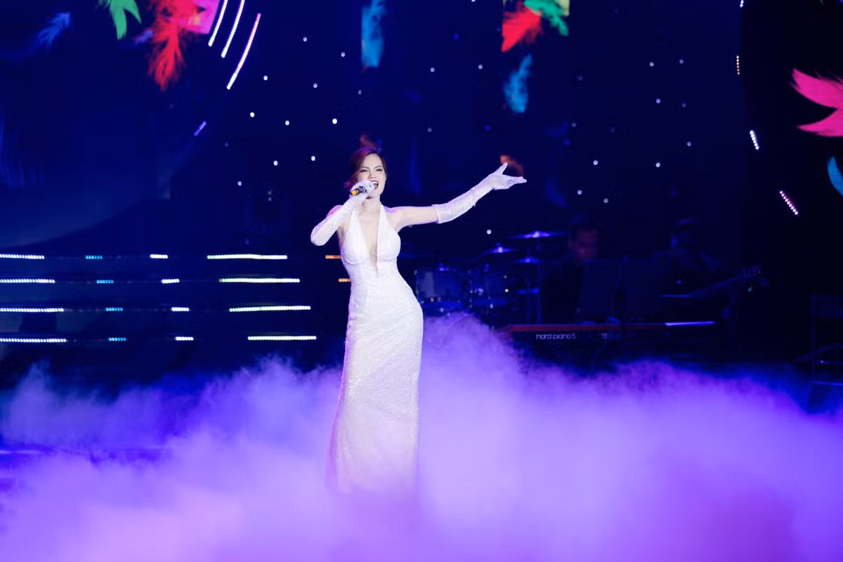 Năm 2023, Sunny Đan Ngọc đoạt danh hiệu á quân cuộc thi Tôi là số 1.