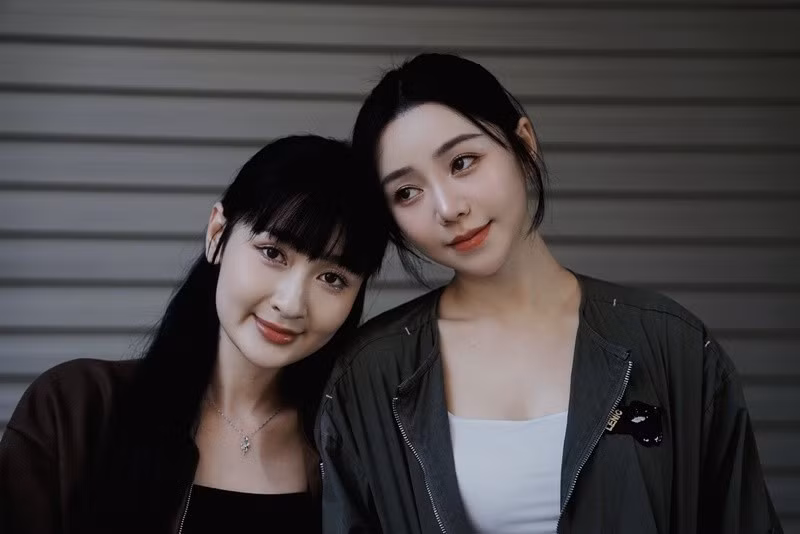 Nhiều khán giả nhận xét nữ diễn viên có sự tiến bộ rõ rệt trong cách thể hiện tâm lý nhân vật, tự nhiên hơn, tiết chế hơn và có chiều sâu cảm xúc.