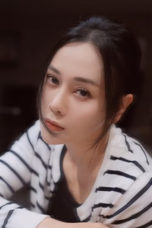 Phương Oanh mặn mà, quyến rũ hơn sau khi làm mẹ. Ảnh: FB Phương Oanh.