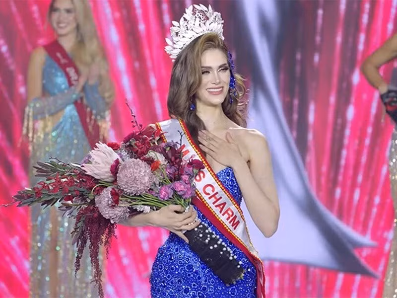 Đúng như nhiều khán giả dự đoán, Anna Blanco đến từ Venezuela giành vương miện Miss Charm 2025. Ảnh: Phụ Nữ Thủ Đô.