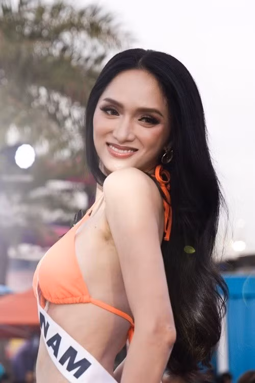 Hương Giang cố gắng lấy lại phong độ sau phần thi áo tắm. Ảnh: Miss Universe.