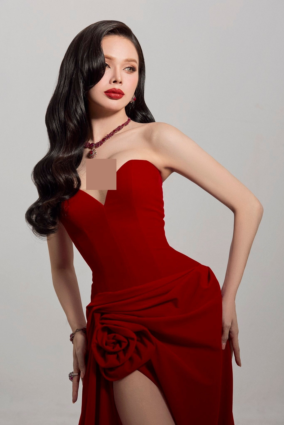 Không ít người hâm mộ khen ngợi sắc vóc của Tâm Như thăng hạng. Ảnh: FB Hà Tâm Như.