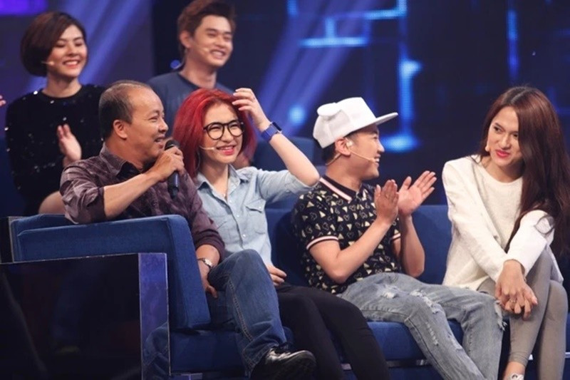 View - Hòa Minzy viết tâm thư cho Hương Giang trước chung kết Miss Universe 2025 | Báo Tri thức và Cuộc sống - TIN TỨC PHỔ BIẾN KIẾN THỨC 24H