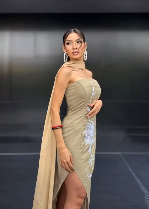 Chuyên trang sắc đẹp Missosology đánh giá Virmania có những sải bước đầy duyên dáng và tự tin trên sàn catwalk. Ảnh: FB Virmania Rodriguez.
