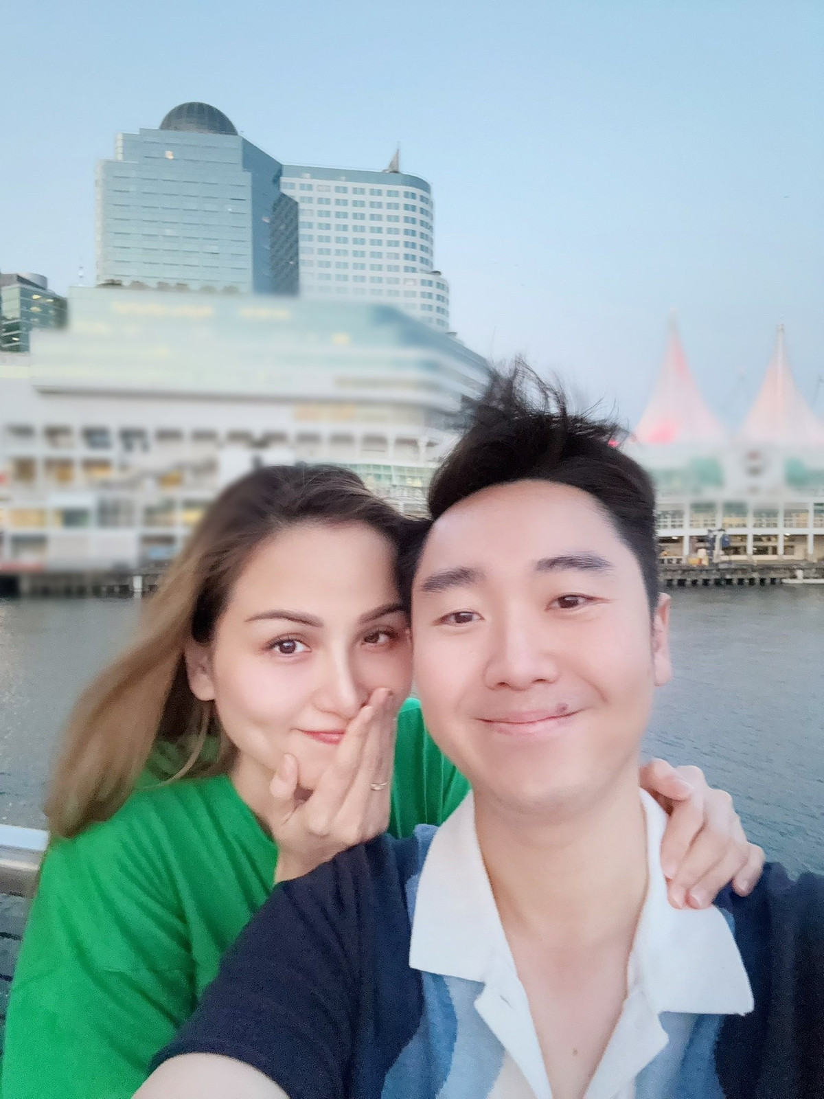 Nàng hậu chia sẻ thêm: "Bác sĩ dinh dưỡng đã phải gọi tư vấn và hướng dẫn một tiếng hơn và hỏi kỹ về chế độ ăn và bổ sung dinh dưỡng đã có".