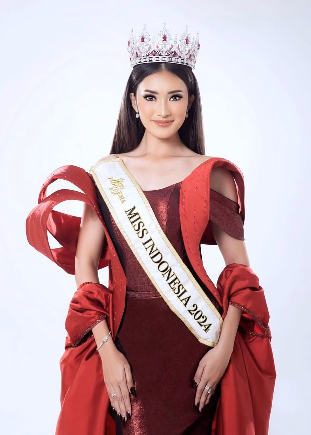 Màn trình diễn piano tuyệt vời ở phần thi Tài năng giúp đại diện Indonesia - Monica Kezia Sembiring vào thẳng top 40 Miss World 2025. Ảnh: Instagram Monica.