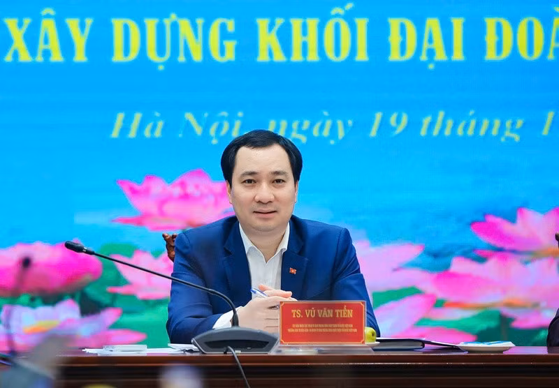 Ông Vũ Văn Tiến, Ủy viên Đoàn Chủ tịch, Trưởng Ban Tuyên giáo Ủy ban Trung ương Mặt trận Tổ quốc Việt Nam.