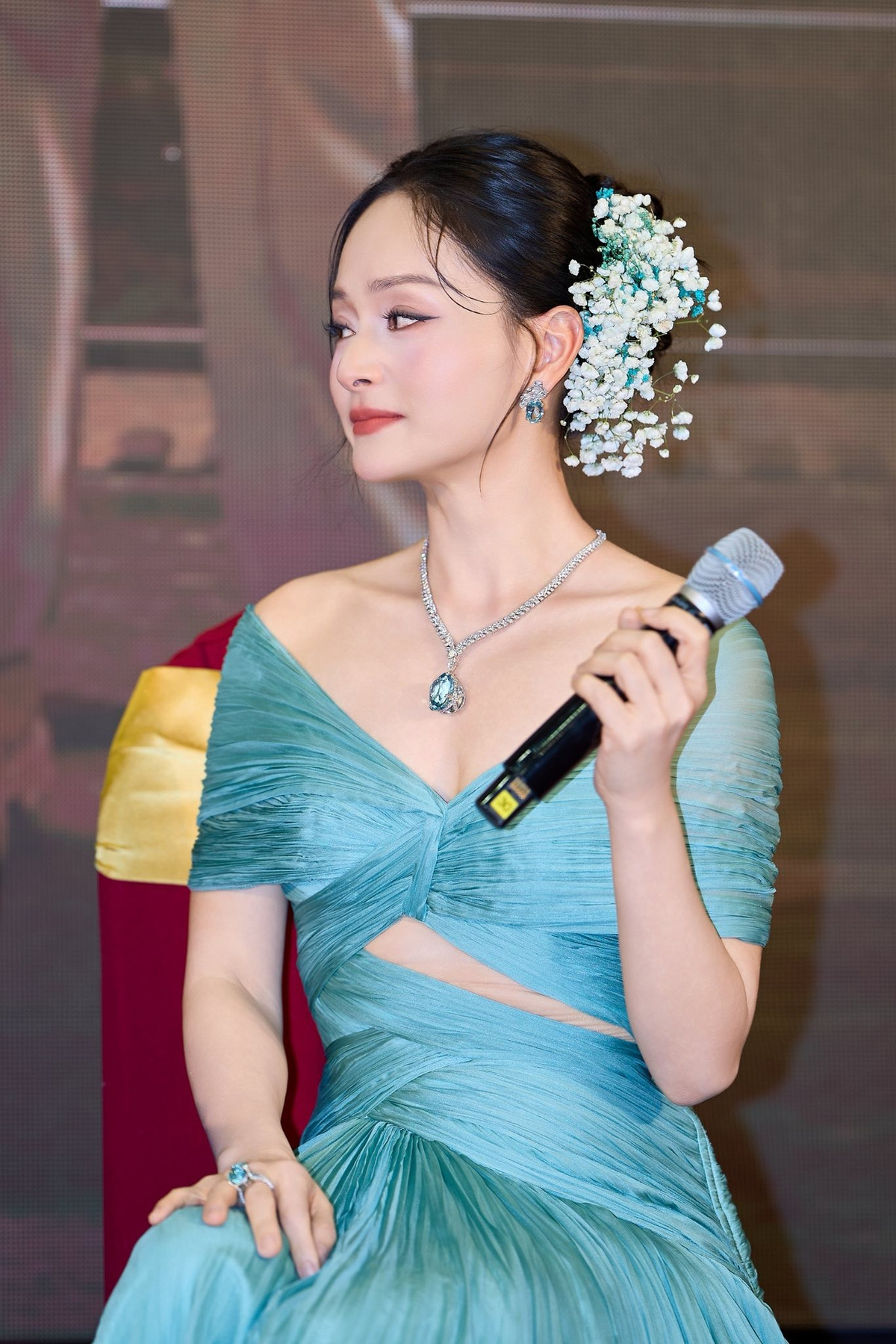 View - Diễn viên Lan Phương khoe vẻ rạng rỡ, gợi cảm tại sự kiện | Báo Tri thức và Cuộc sống - TIN TỨC PHỔ BIẾN KIẾN THỨC 24H