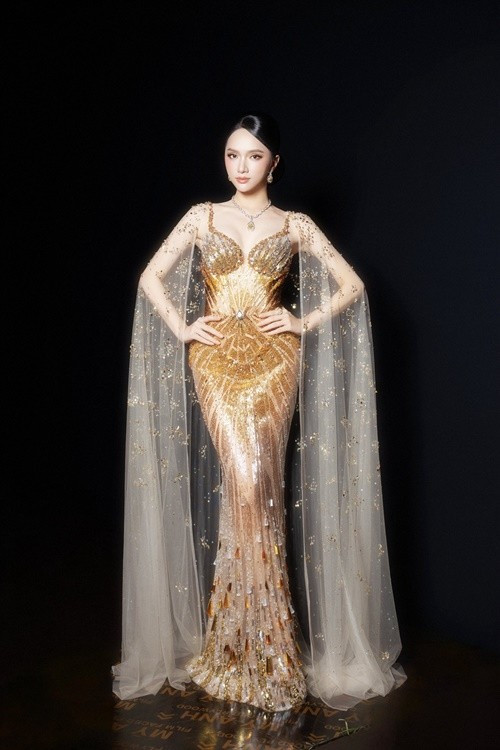 Cột mốc quan trọng nhất trong sự nghiệp của Hương Giang là khi cô đăng quang Hoa hậu Chuyển giới Quốc tế 2018. Sau đăng quang, Hương Giang hoạt động sôi nổi với vai trò huấn luyện viên, giám khảo tại nhiều chương trình truyền hình thực tế về sắc đẹp và người mẫu. Ảnh: FB Hương Giang.